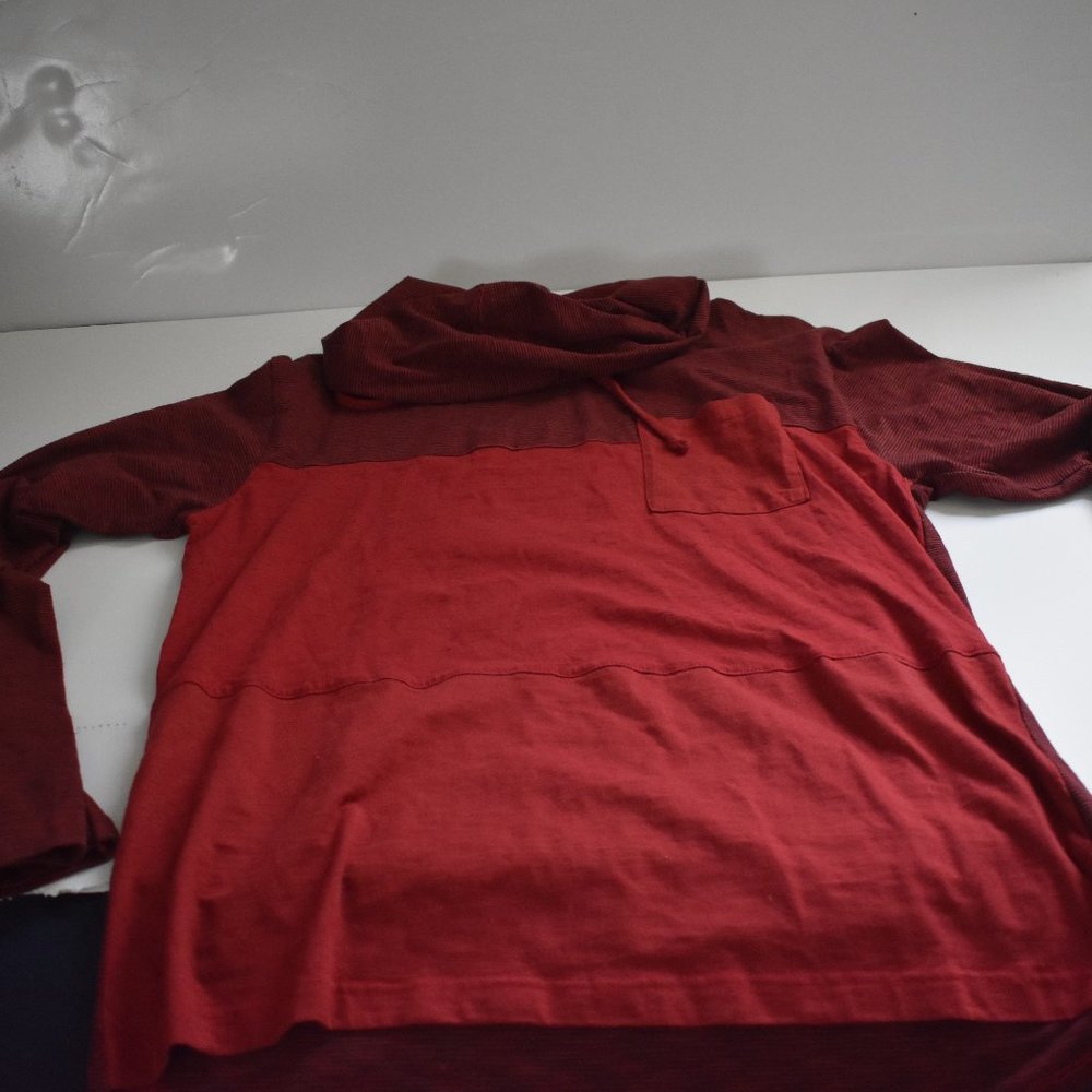 Boy’s Hard Edge Hoodie Size XL